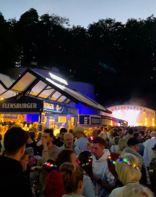 Blick aufs Gelände vom FLENS Festival 2024.